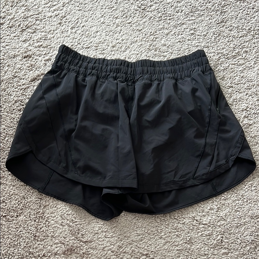 Lululemon track that 5” short